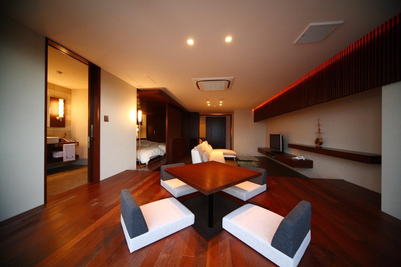 Uminoyasuragi Hotel Ryugu Kami Amakusa Exterior photo